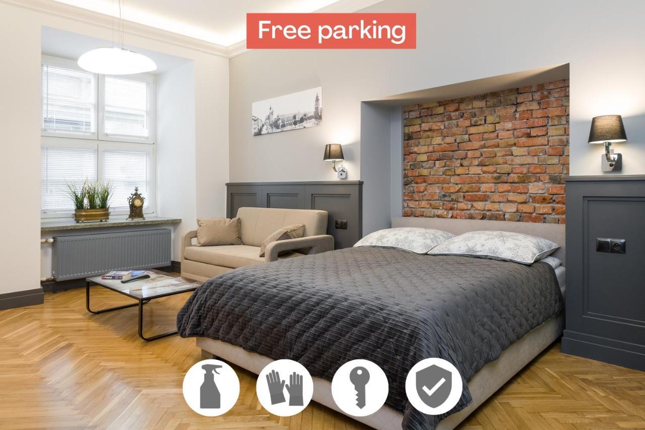 Luxury At The Main Square Tomasza Street Apartment Krakau
